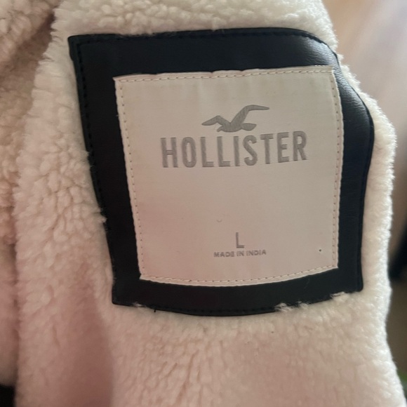 SHERPA-LINED FAUX SUEDE CROP BIKER JACKET (Size L) - Picture 3 of 4